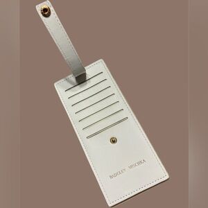 Badgley Mischka White Card Holder